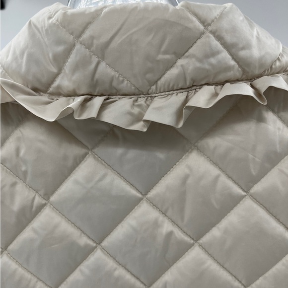 Monki Quilted Vest with Collar in Cream - Size Small - Picture 12 of 16